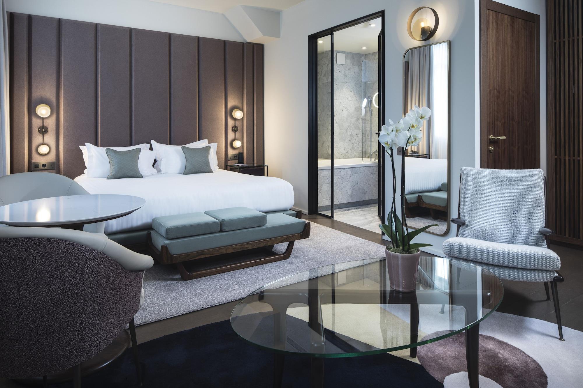 麦森博瑞固特酒店 巴黎 外观 照片 A suite at the Mandarin Oriental, Paris